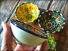 Load image into Gallery viewer, Small Ceramic Bowl
