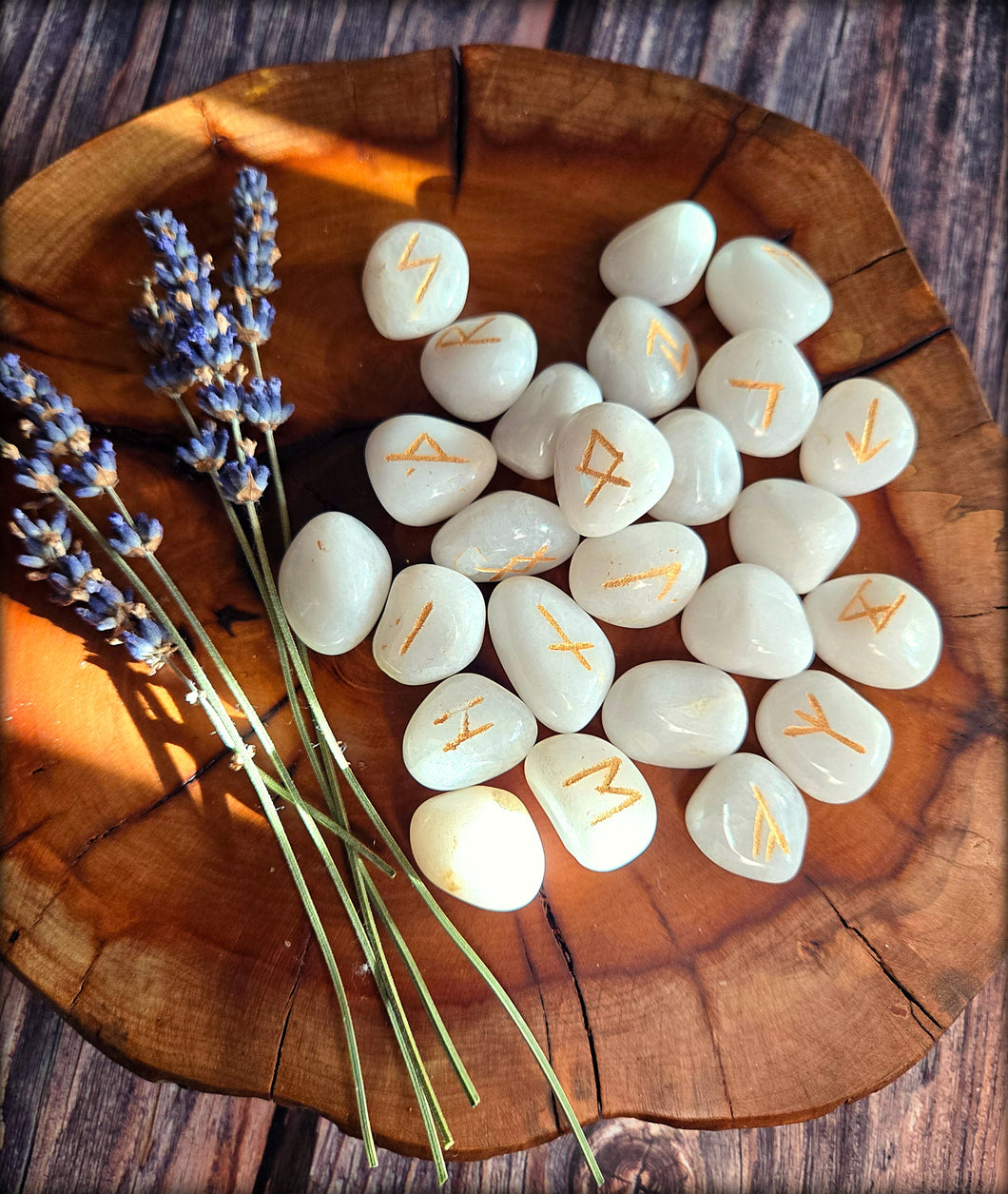 Snow Quartz Rune Set